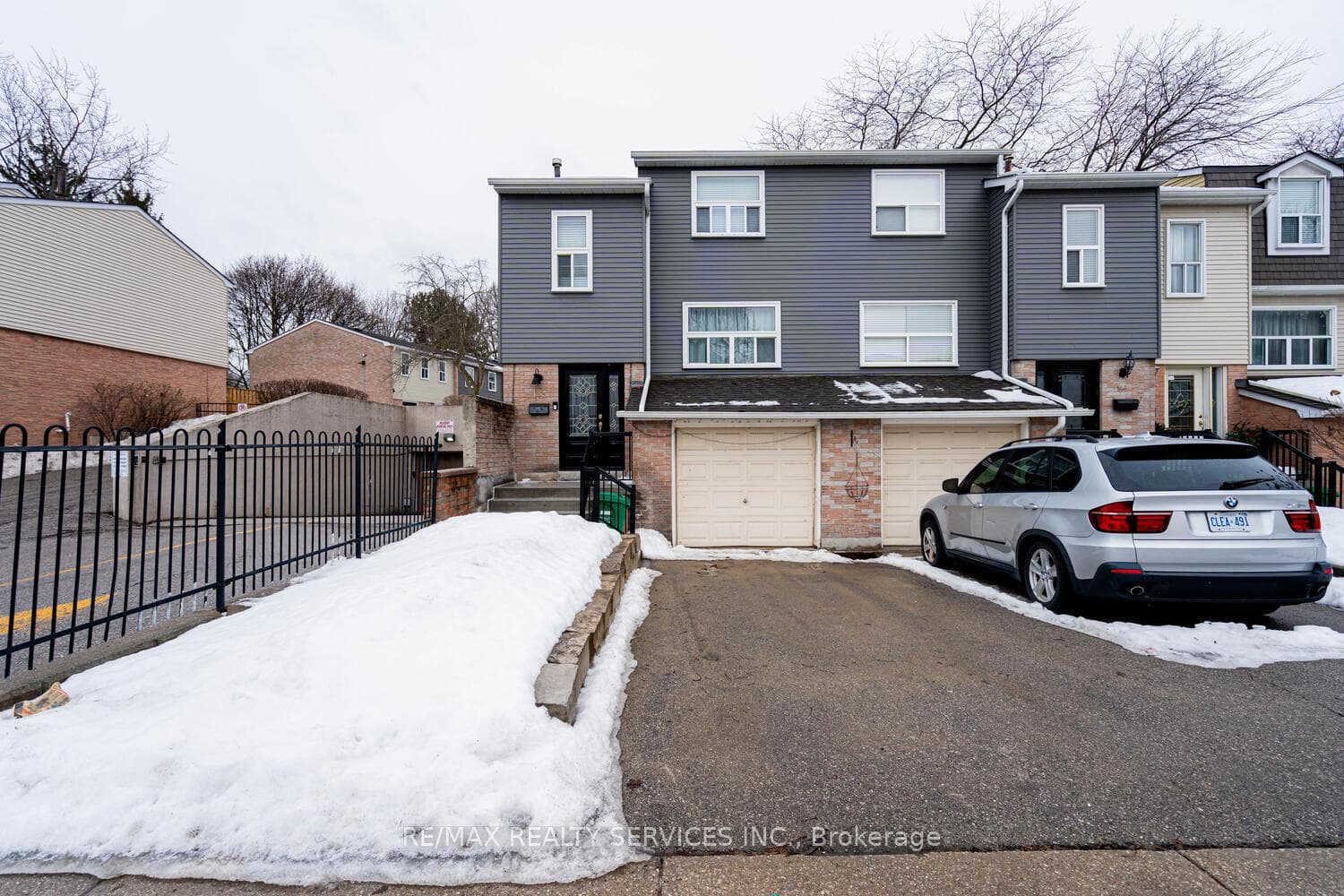 1050 Shawnmarr Road Unit 145, Mississauga, ON L5H 3V1 - Photo 1