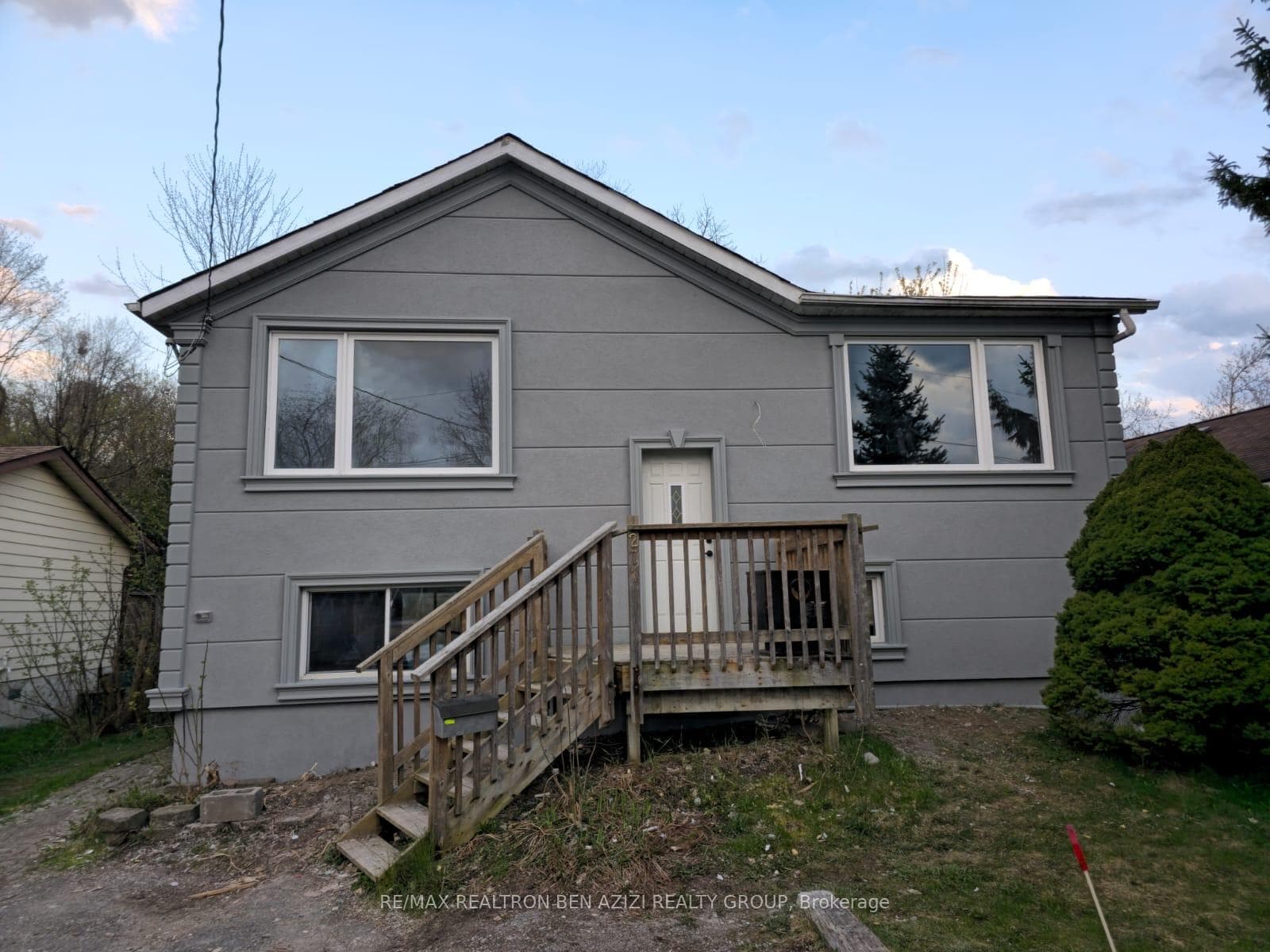 271 Parkwood Avenue, Georgina
