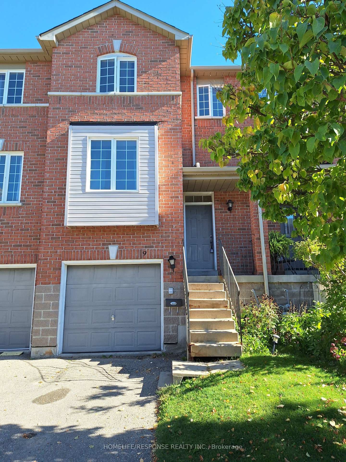 120 Railroad Street Unit 9, Brampton, ON L6X 5A1 - Photo 1
