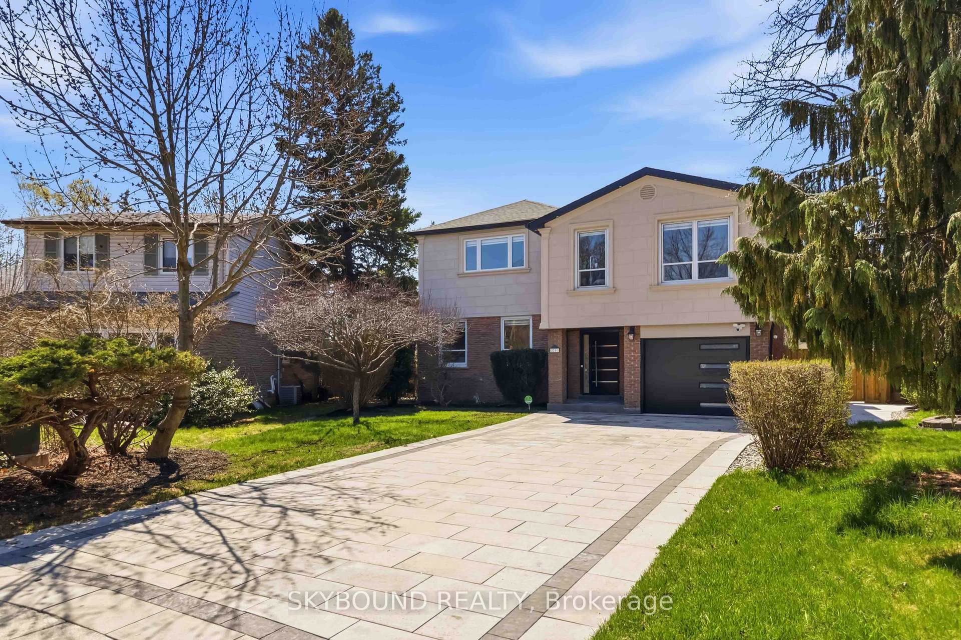2711 Spruce Needle Court, Mississauga, ON L5L 1N2 - Photo 1