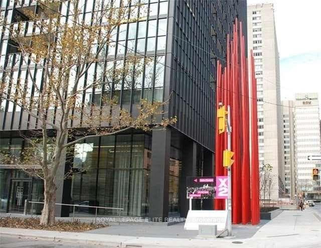 110 Charles Street Unit 802, Regent Park / Cabbagetown / St. James Town, ON M4Y 1T5 - Photo 1