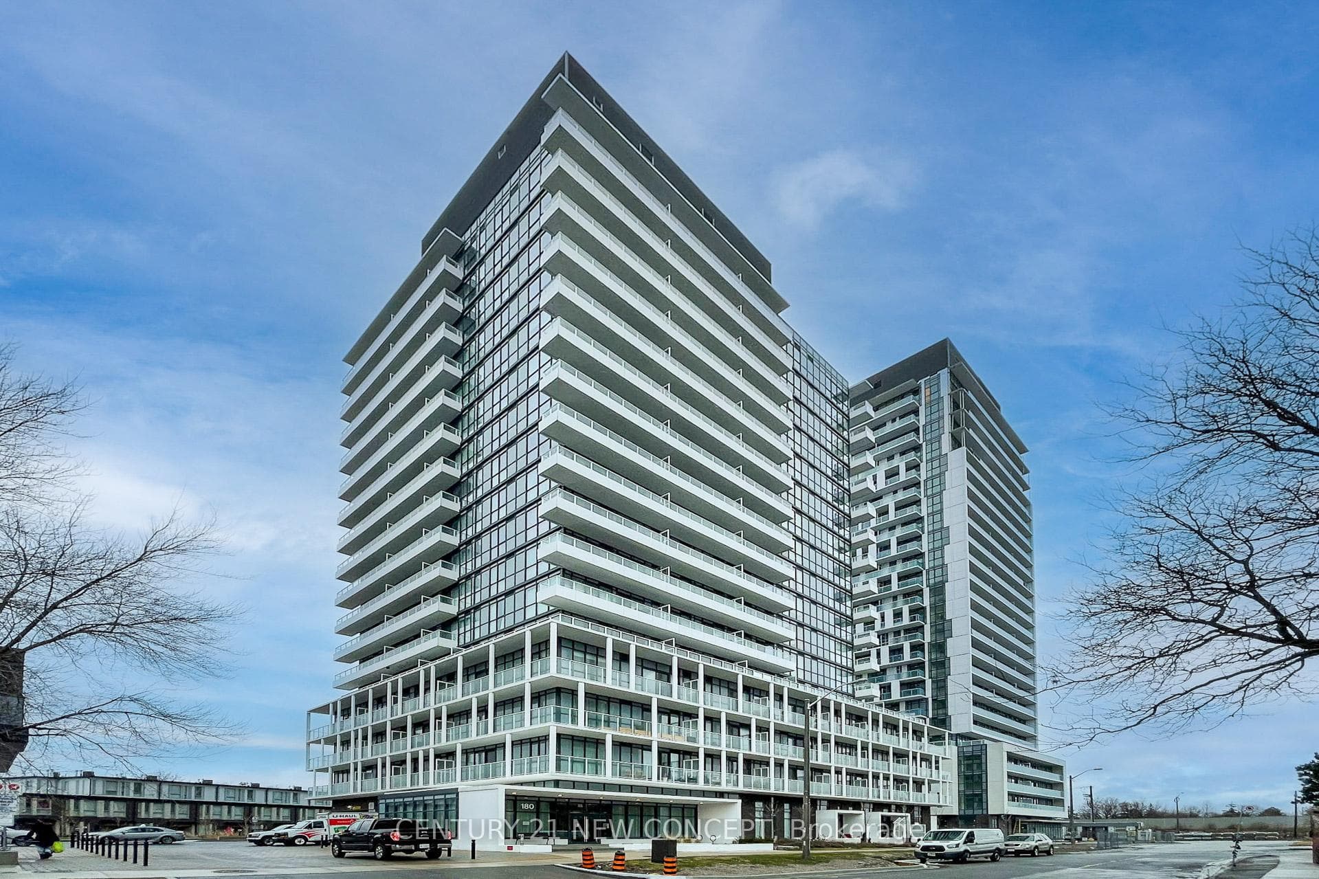 99 Broadway Avenue Unit 3305, Leaside / Davisville, ON M4P 0E3 - Photo 1