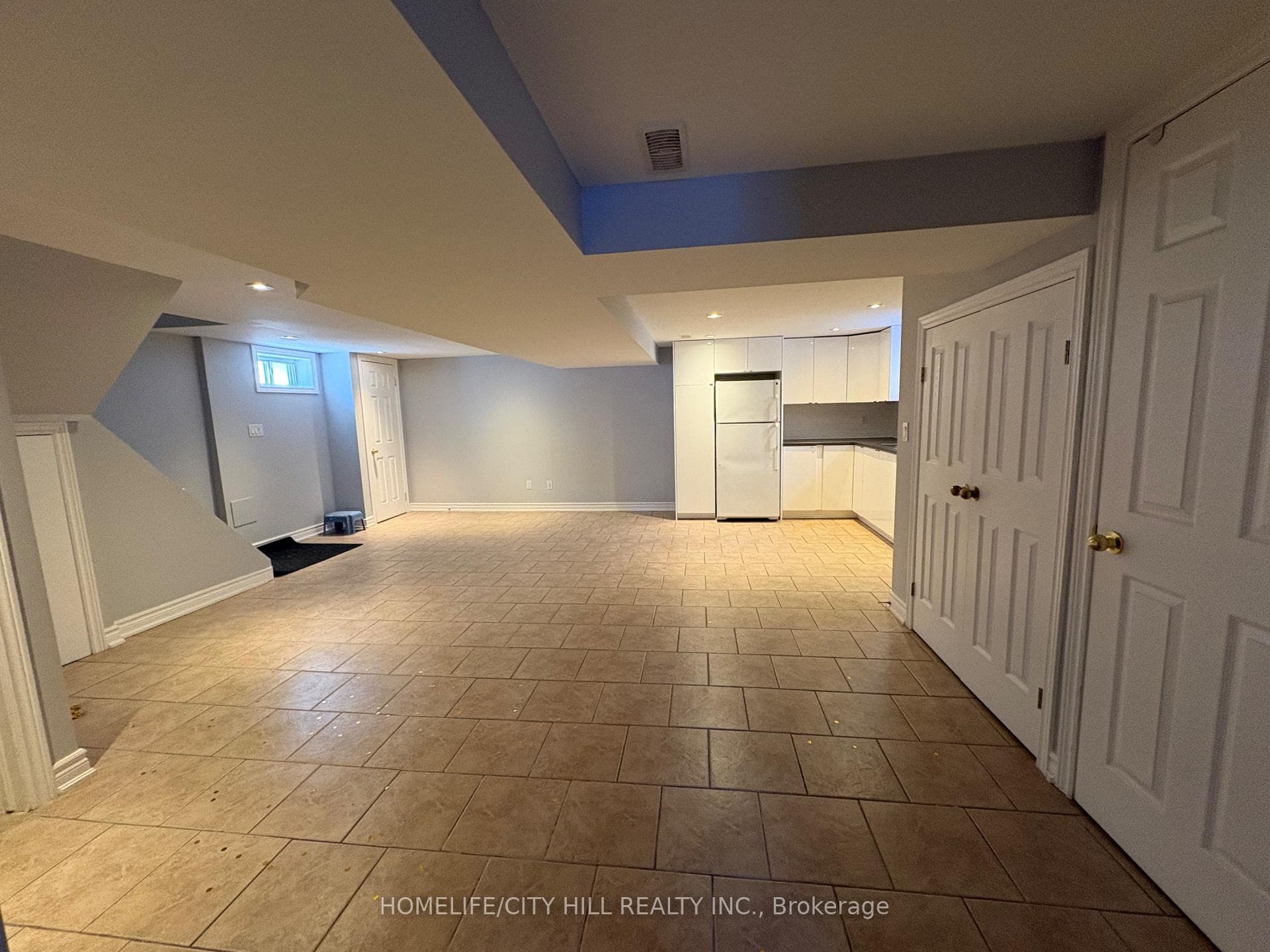 34 Flamborough Drive, York / Weston, ON M6M 2R4 - Photo 1