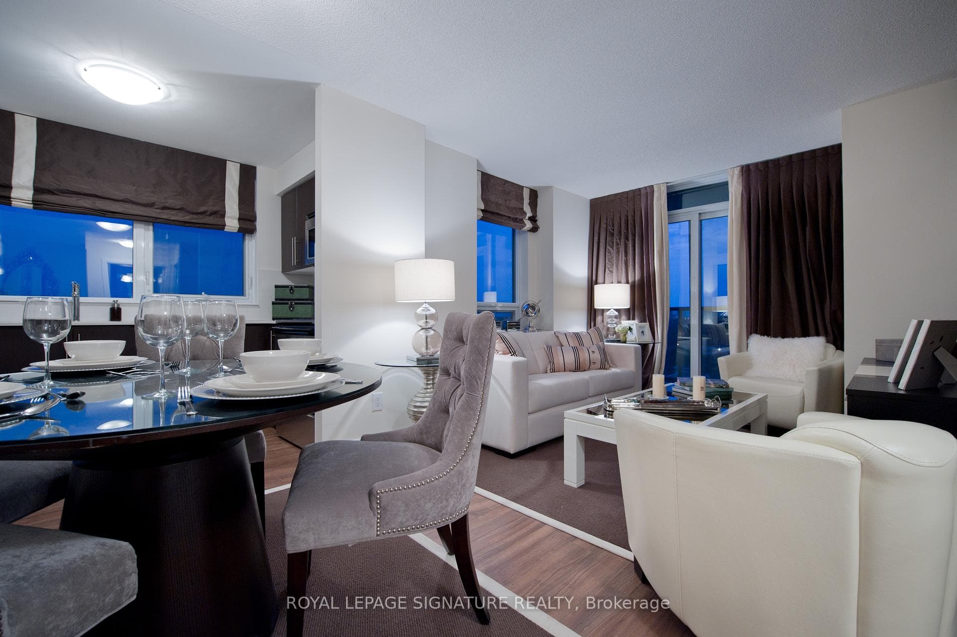 105 Harrison Garden Boulevard Unit 1605, Willowdale / Newtonbrook, ON M2N 0C3 - Photo 1