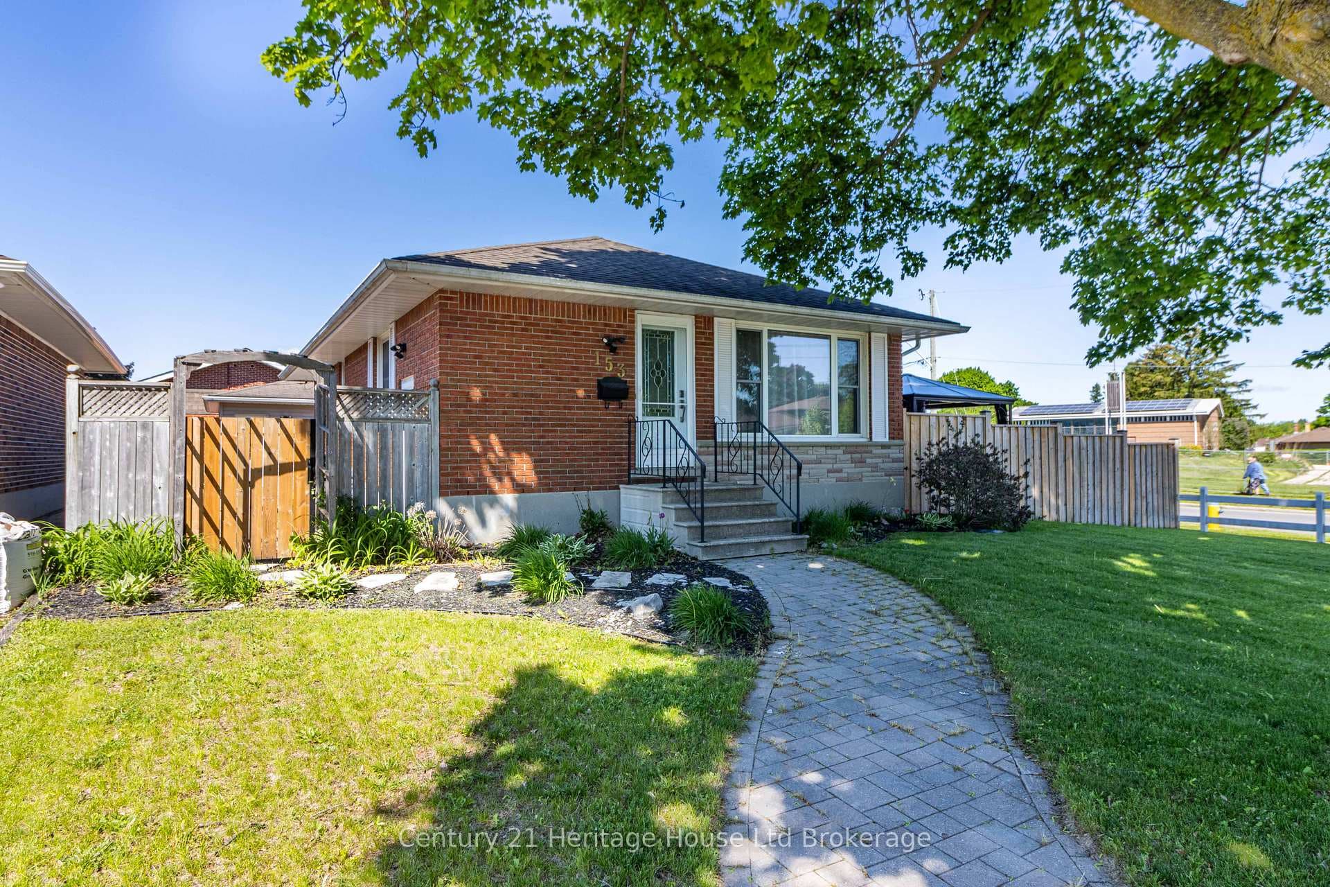 153 Springbank Avenue, Woodstock, ON N4S 7P9 - Photo 1