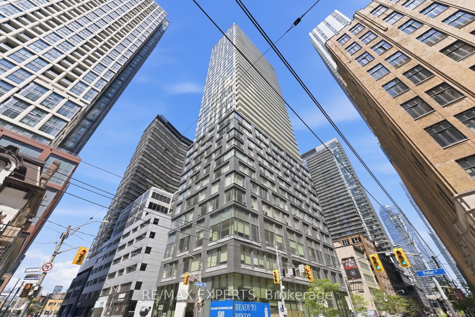 101 Peter Street Unit 3606, Toronto C01