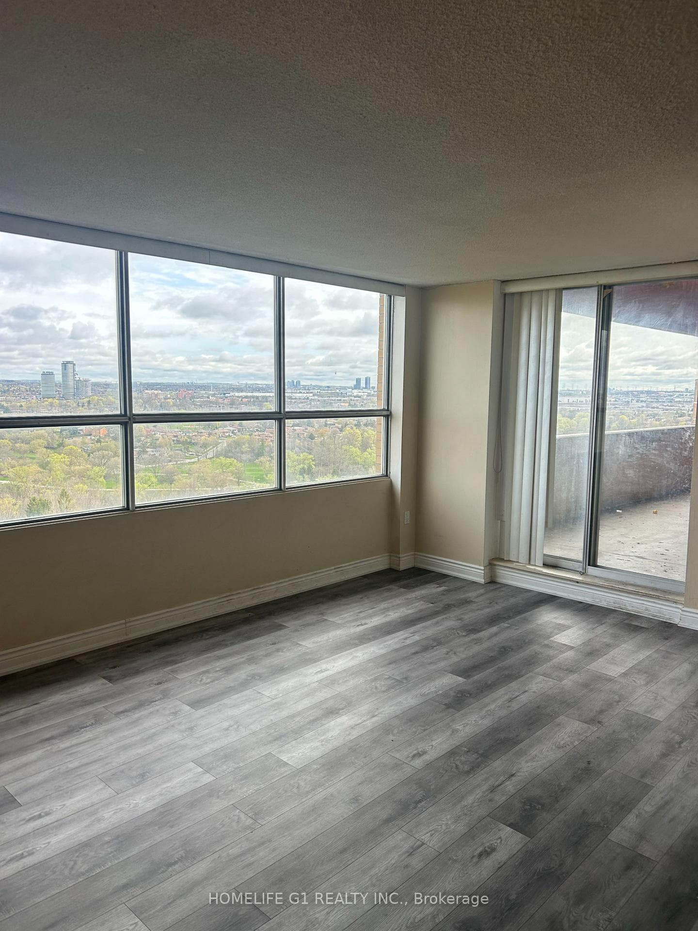 40 Panorama Court Unit 1803, Etobicoke (West Mall / Rexdale)