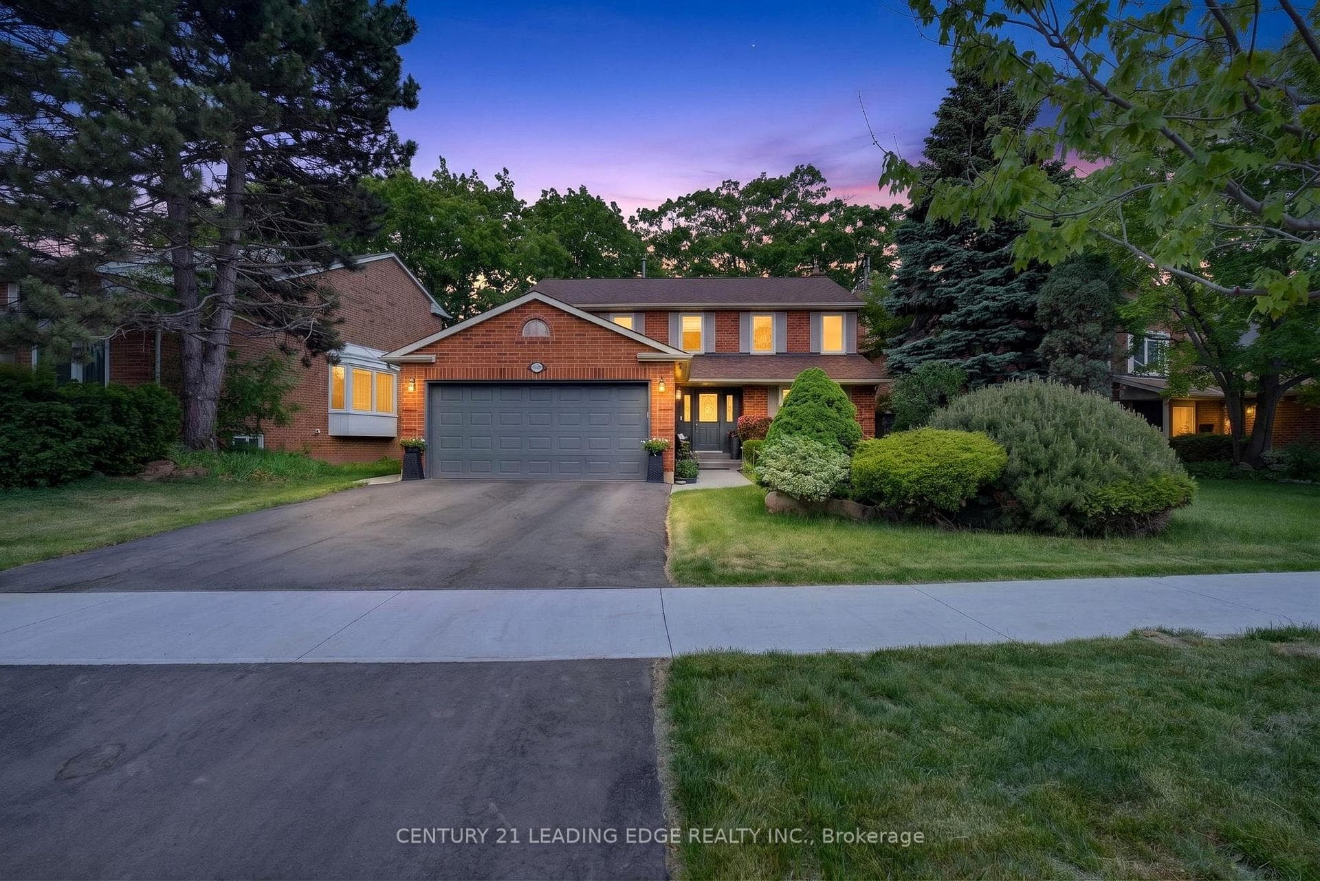 2300 Folkway Drive, Mississauga, ON L5L 3B6 - Photo 1