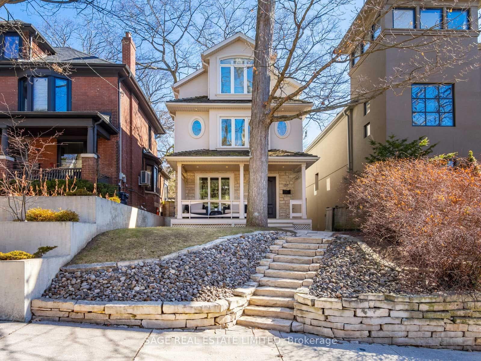 137 Willow Avenue, The Beaches / Upper Beaches, ON M4E 3K4 - Photo 1
