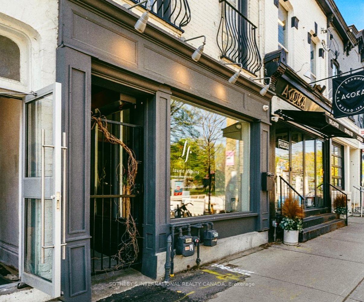 919 Queen Street, Toronto C01