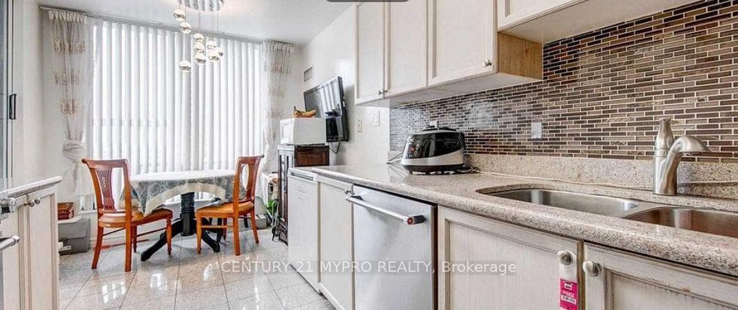 28 Empress Avenue Unit 2208, Willowdale / Newtonbrook, ON M2N 6Z7 - Photo 1