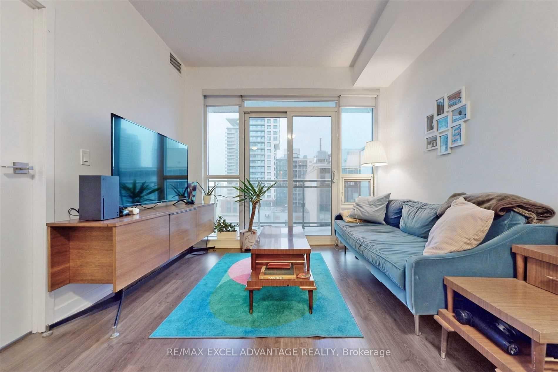 89 Dunfield Avenue Unit 1104, Leaside / Davisville, ON M4S 0A4 - Photo 1