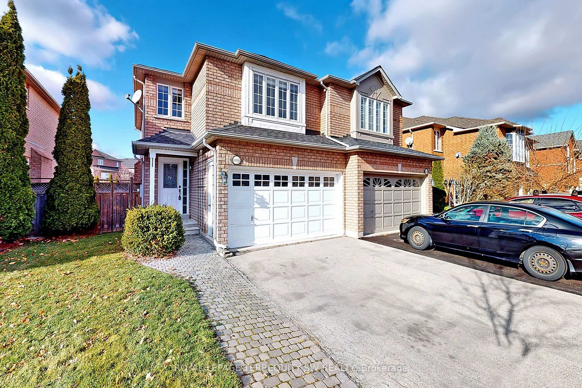 1455 Pinecliff Road, Oakville, ON L6M 3Z2 - Photo 1