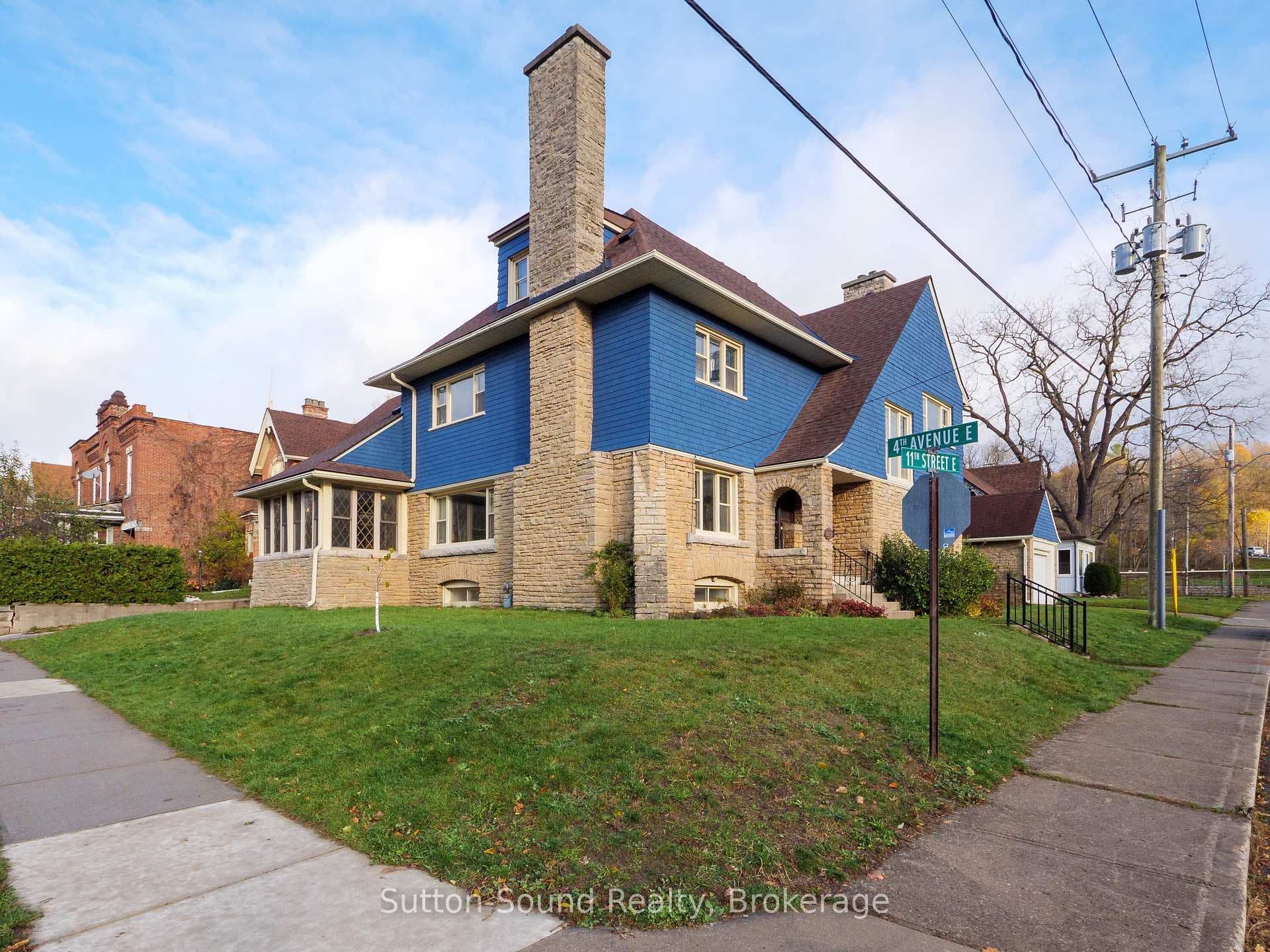 412 11th St East Street, Owen Sound, ON N4K 1V4 - Photo 1