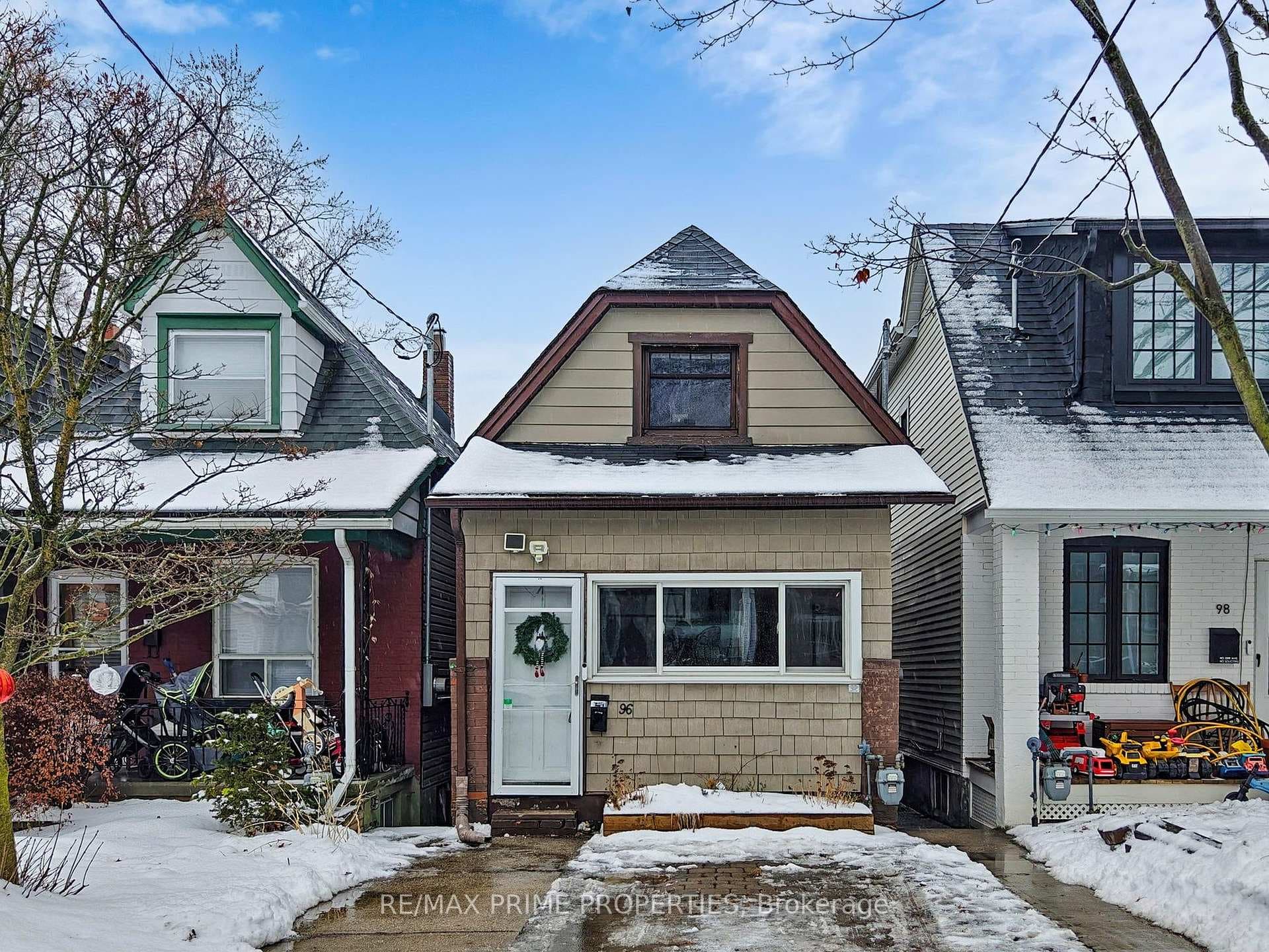 96 Coleridge Avenue, Danforth / East York, ON M4C 4H6 - Photo 1