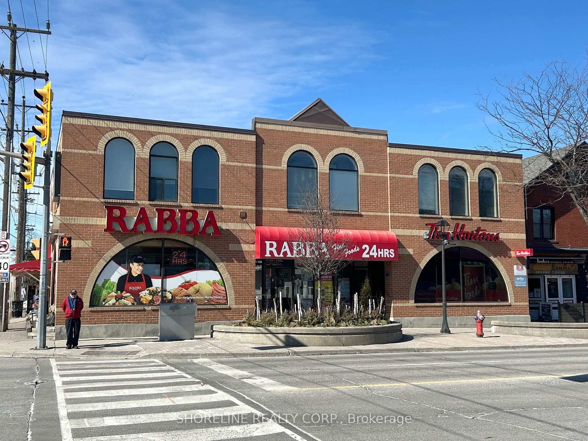 92 Lakeshore Road Unit 202, Mississauga, ON L5G 4S2 - Photo 1