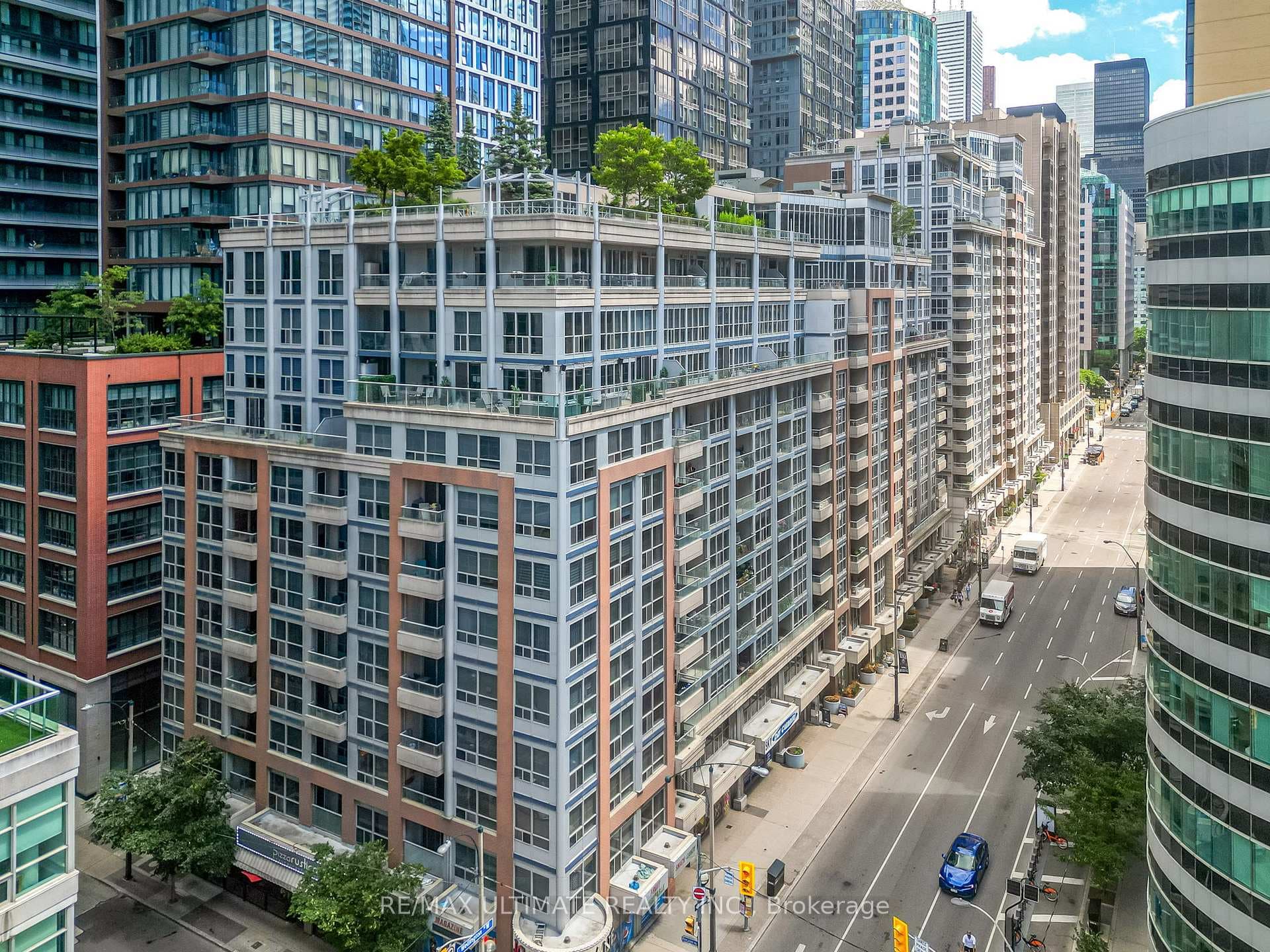 270 Wellington Street Unit 222, Downtown Toronto / Waterfront, ON M5V 3P5 - Photo 1