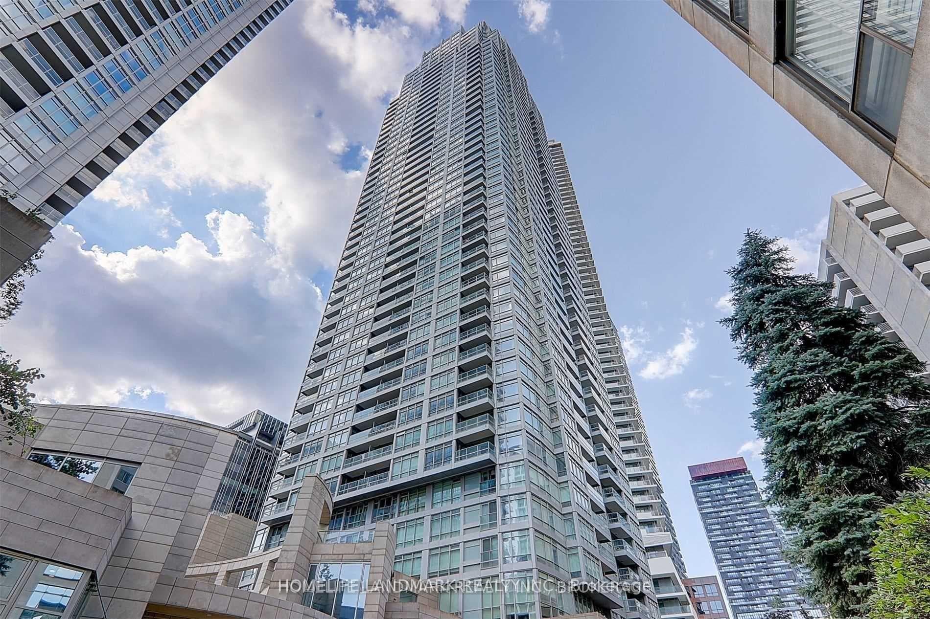 2191 Yonge Street Unit 4211, Leaside / Davisville, ON M4S 3H8 - Photo 1