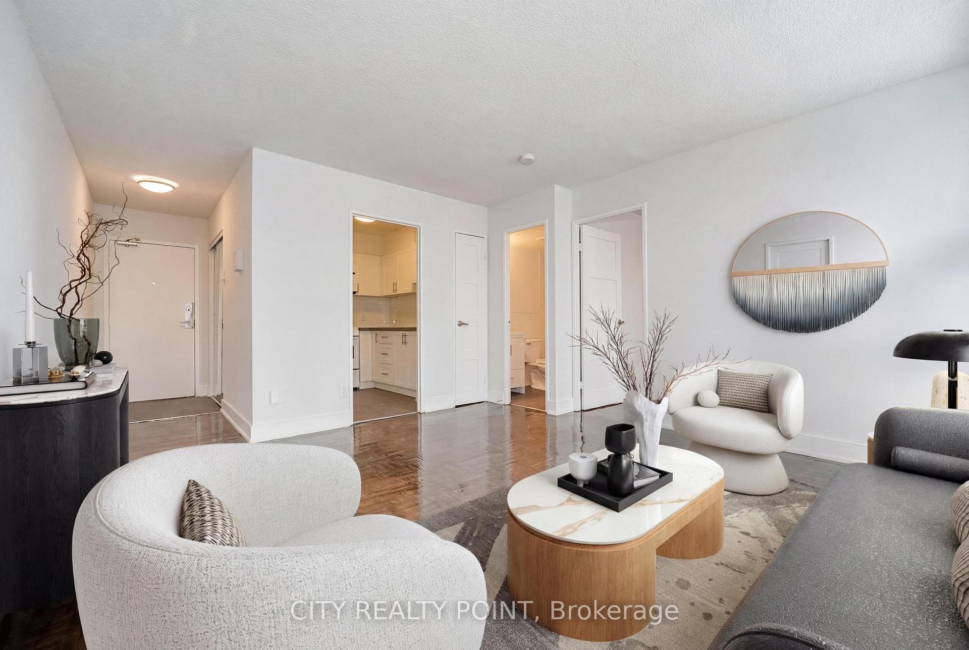 33 Isabella Street Unit 1411, Toronto C08