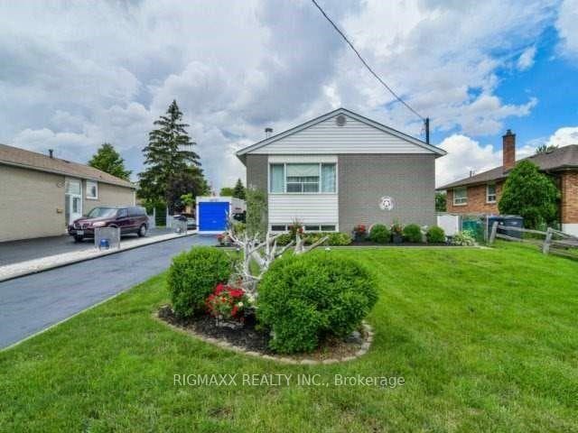 30 Golding Avenue, Brampton, ON L6W 1M4 - Photo 1