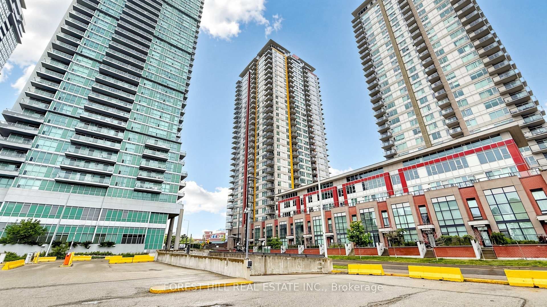 25 Town Centre Court Unit 325, Scarborough (West Hill / Highland Creek)