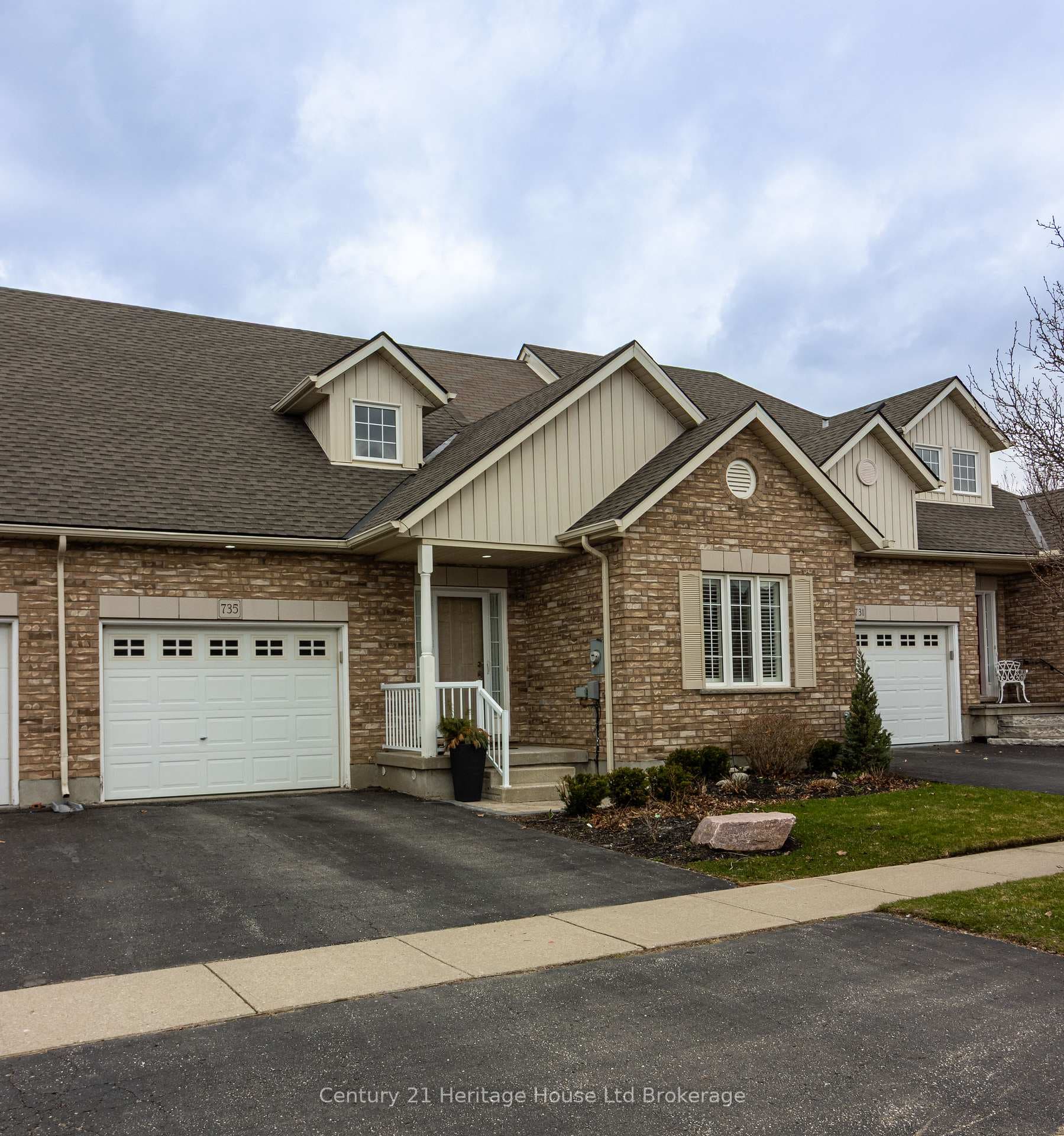 735 Garden Court Crescent, Woodstock, ON N4T 0A2 - Photo 1