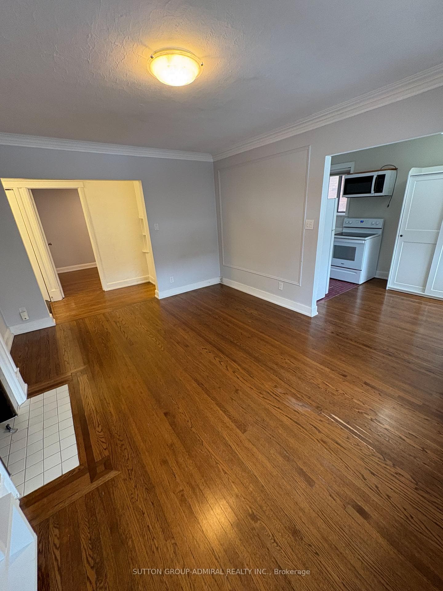 1648 Bathurst Street Unit 11, Forest Hill / Deer Park, ON M5P 3J7 - Photo 1