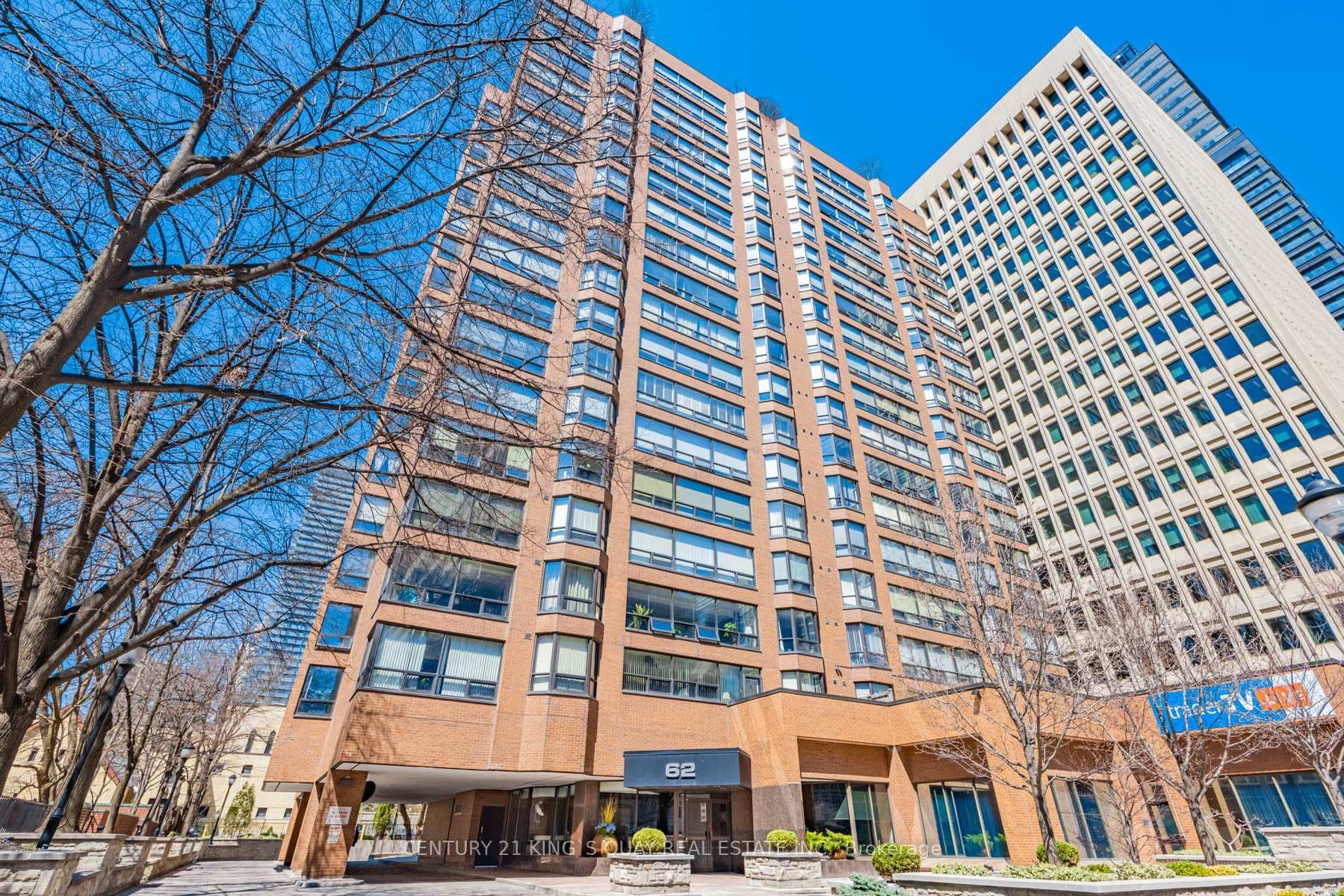 62 Wellesley Street Unit 1801, Downtown Toronto / Waterfront, ON M5S 2X3 - Photo 1