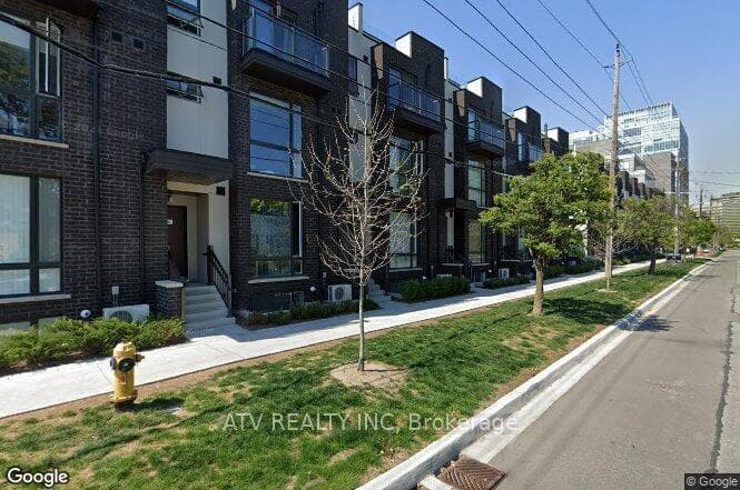 26 Fieldway Road, Etobicoke (Islington / Rexdale), ON M8Z 0E3 - Photo 1