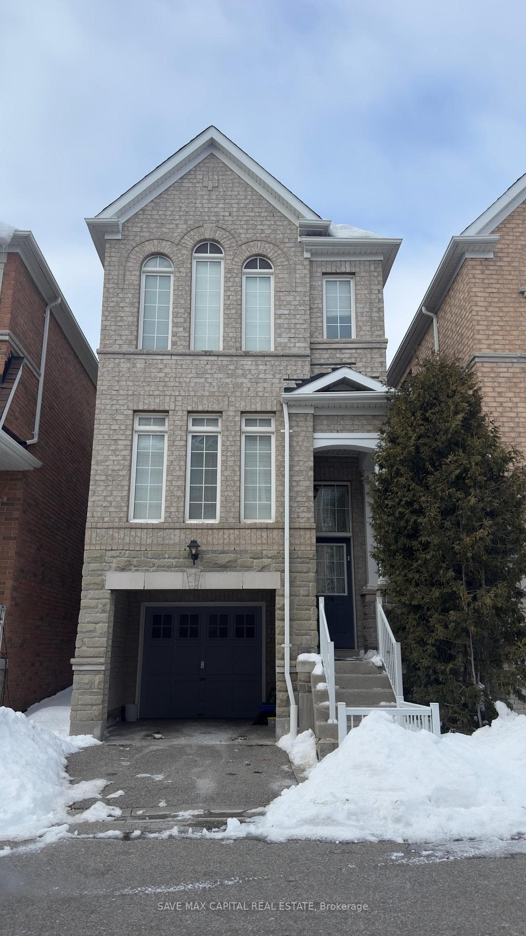 530 Kingston Road Unit 19, Pickering, ON L1V 0C3 - Photo 1