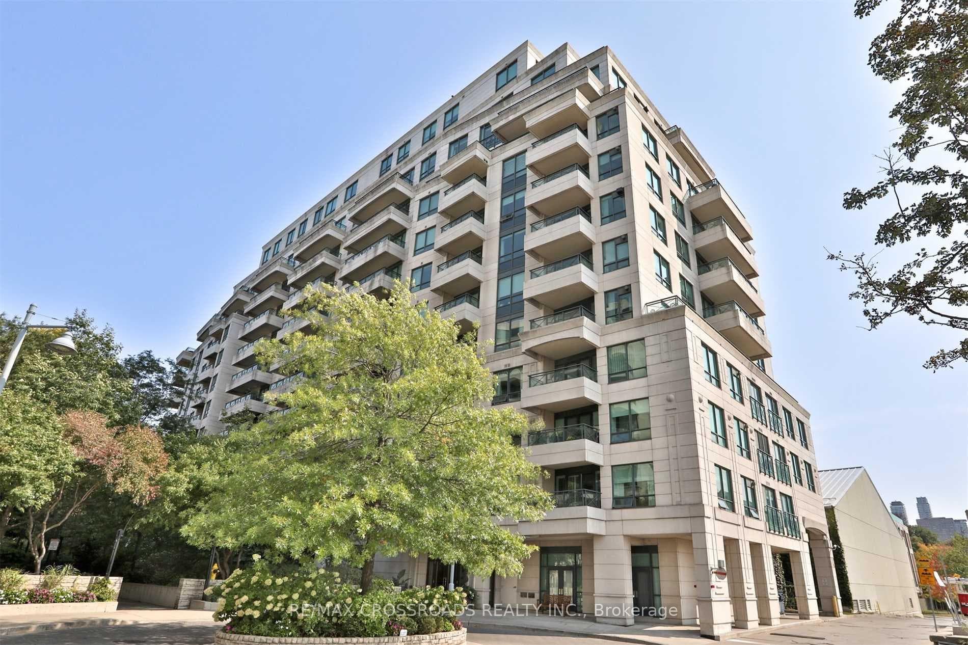 25 Scrivener Square Unit 211, Rosedale / Moore Park, ON M4W 3Y6 - Photo 1