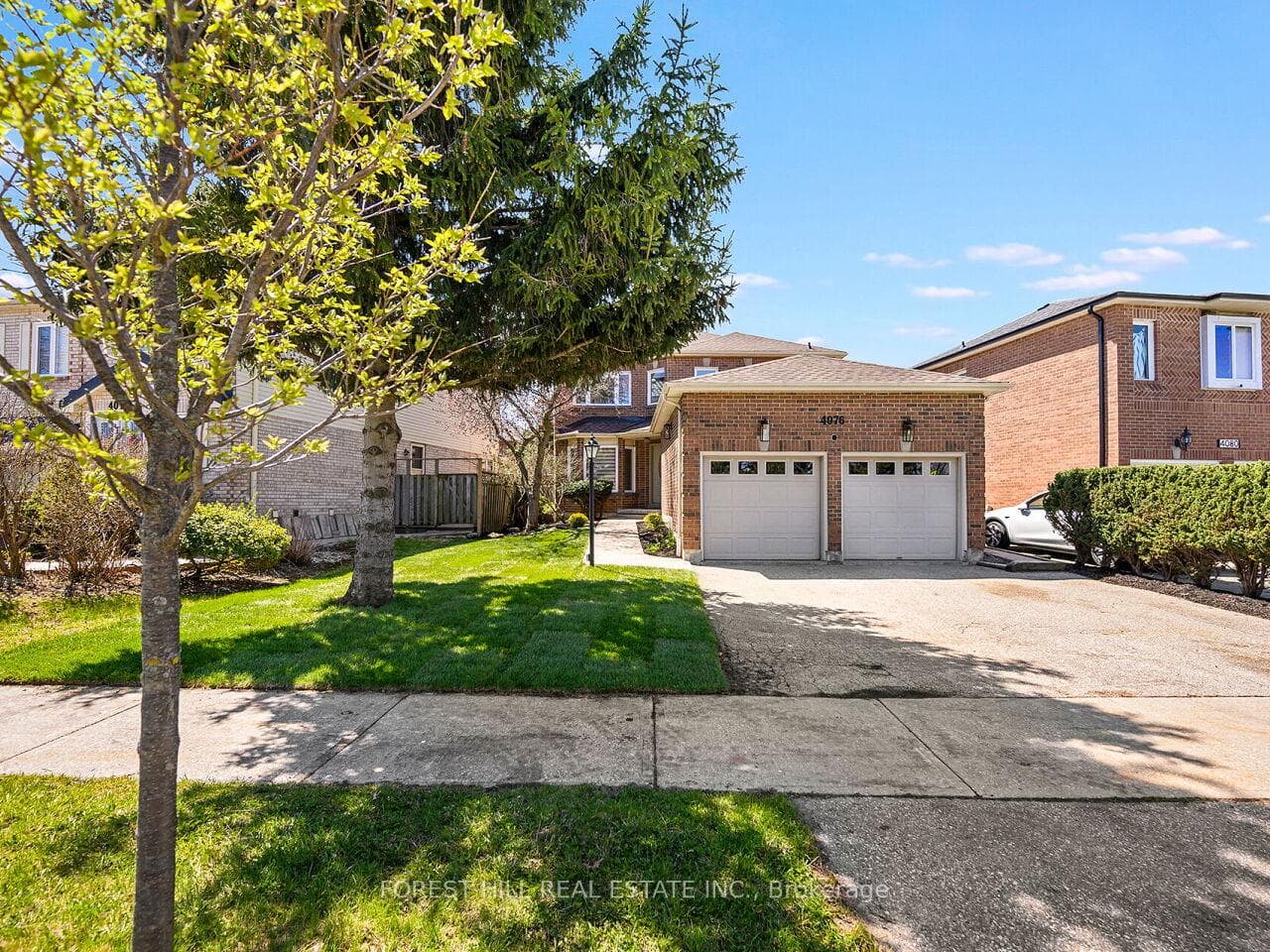 4076 Colonial Drive, Mississauga, ON L5L 4K1 - Photo 1