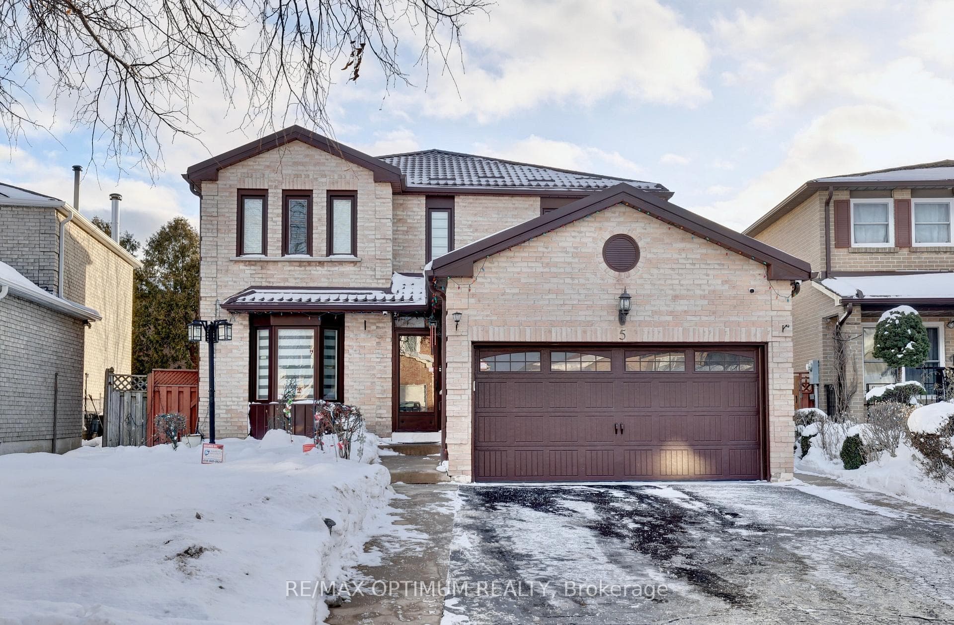 5 Clydesdale Circle, Brampton, ON L6Y 3R4 - Photo 1