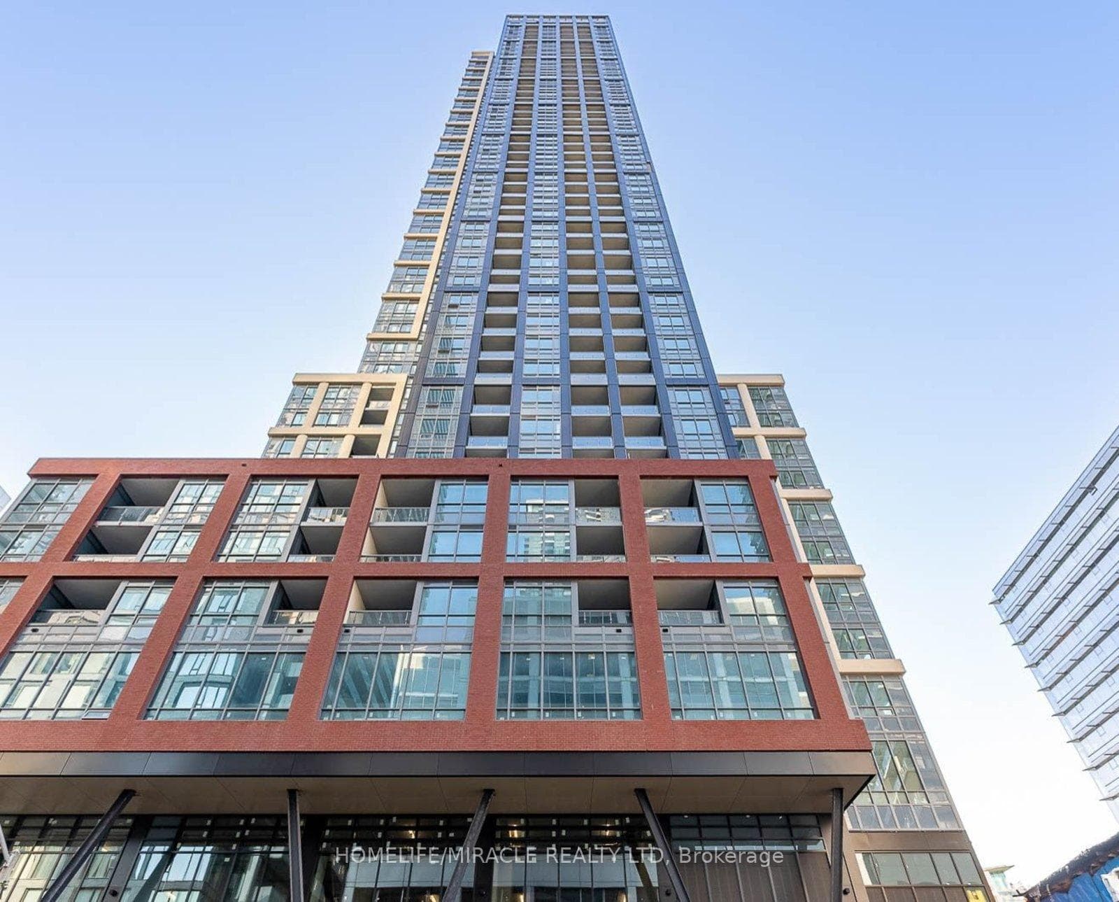 108 Peter Street Unit 1322, Downtown Toronto / Waterfront, ON M5V 2G7 - Photo 1