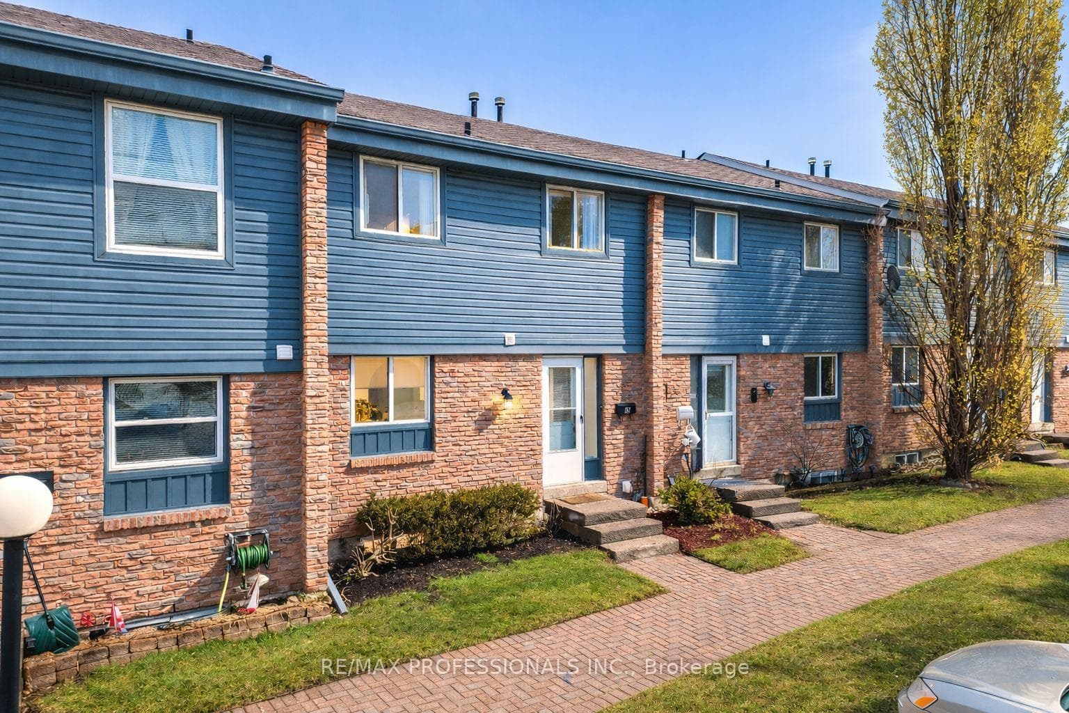 6699 Falconer Drive Unit TH65, Mississauga, ON L5N 2E3 - Photo 1