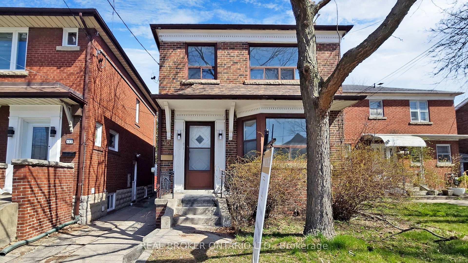 451 Donlands Avenue, Danforth / East York, ON M4J 3S4 - Photo 1
