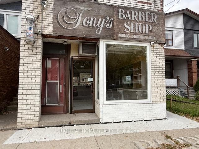 910 Broadview Avenue, Danforth / East York, ON M4K 2R1 - Photo 1