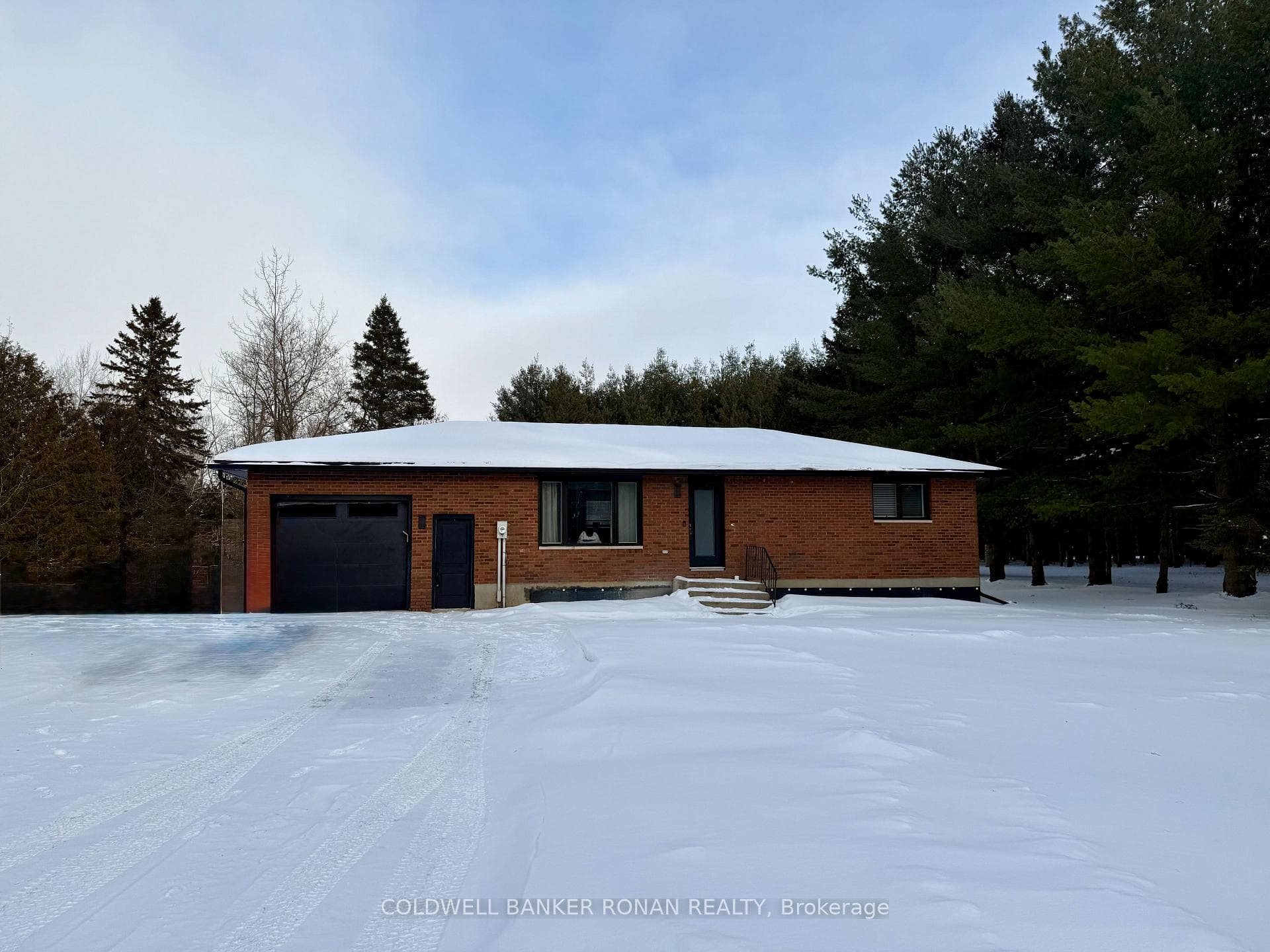 14 Denney Drive, Essa, ON L0L 1N0 - Photo 1