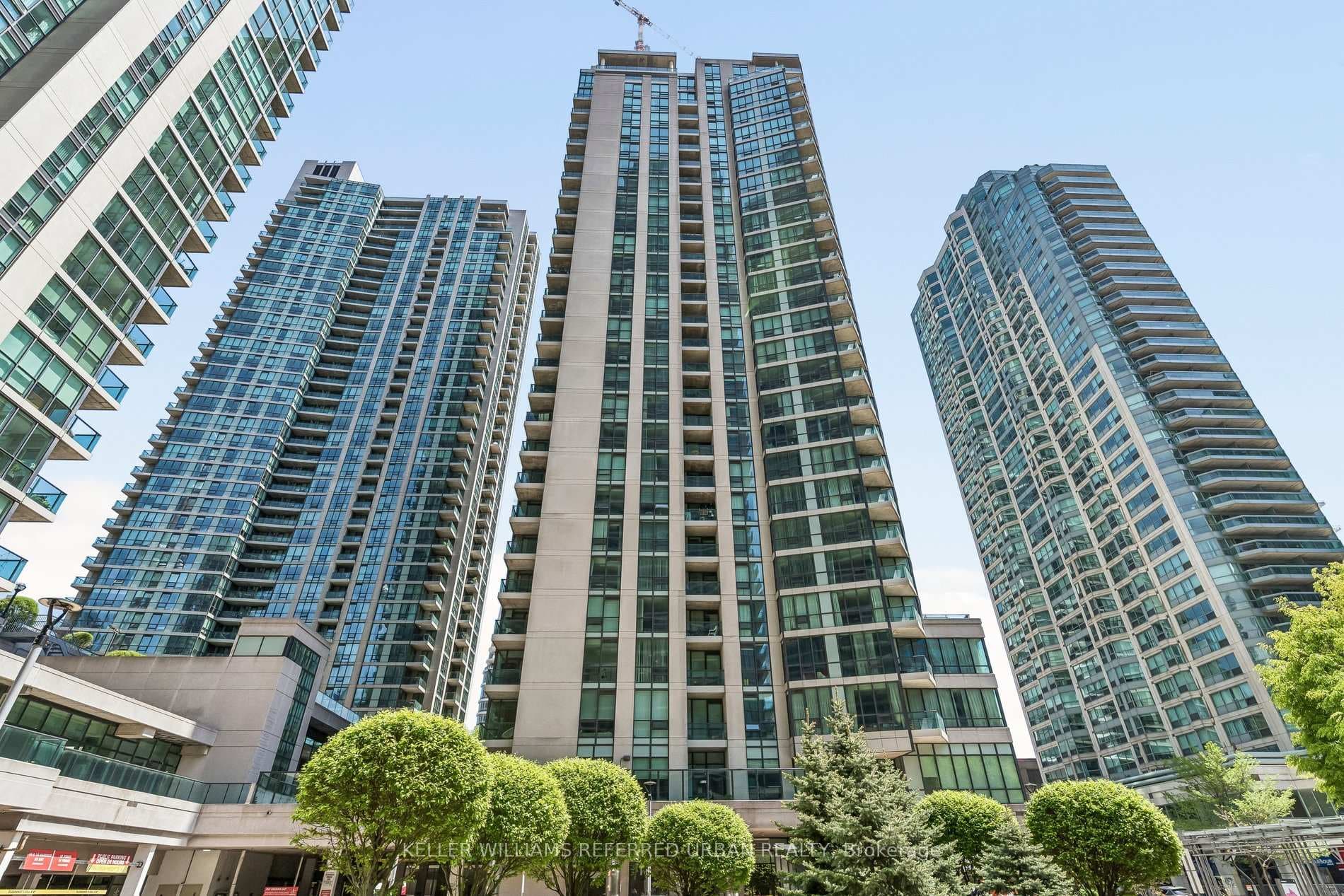 12 Yonge Street Unit 1103, Downtown Toronto / Waterfront, ON M5E 1Z9 - Photo 1