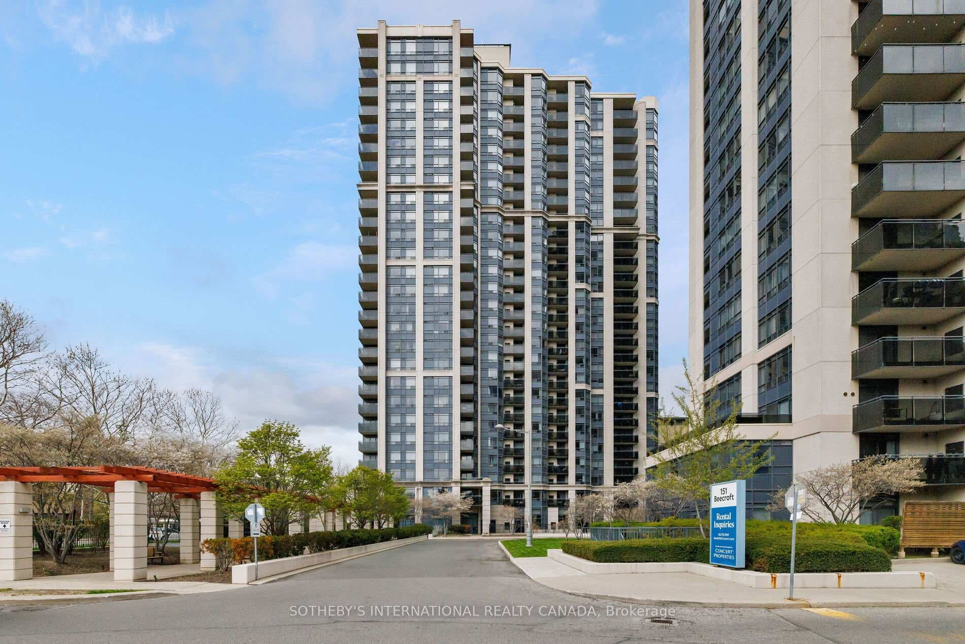 153 Beecroft Road Unit 201, Thornhill / Willowdale, ON M2N 7C5 - Photo 1