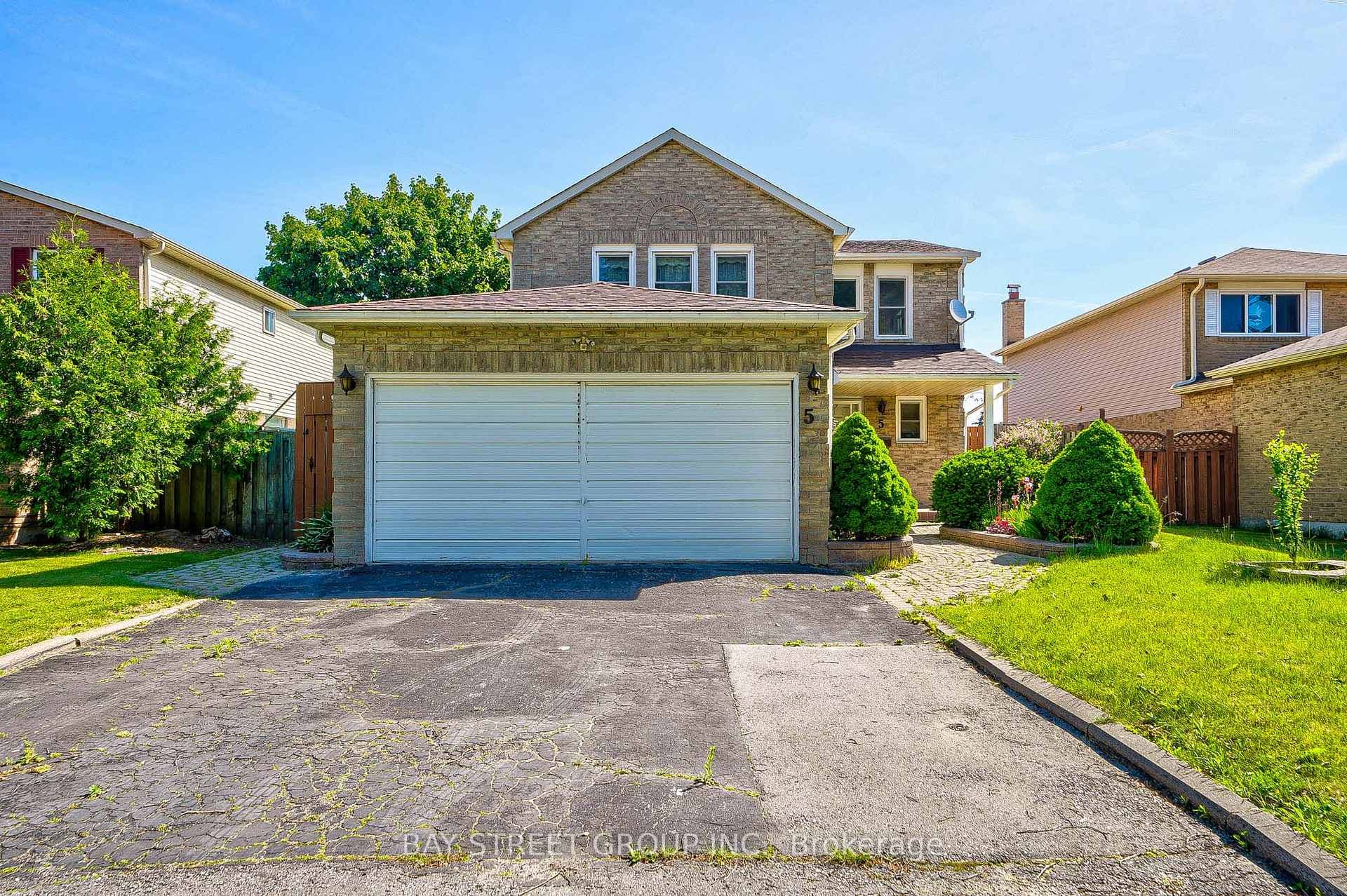 5 Gilmour Drive, Ajax