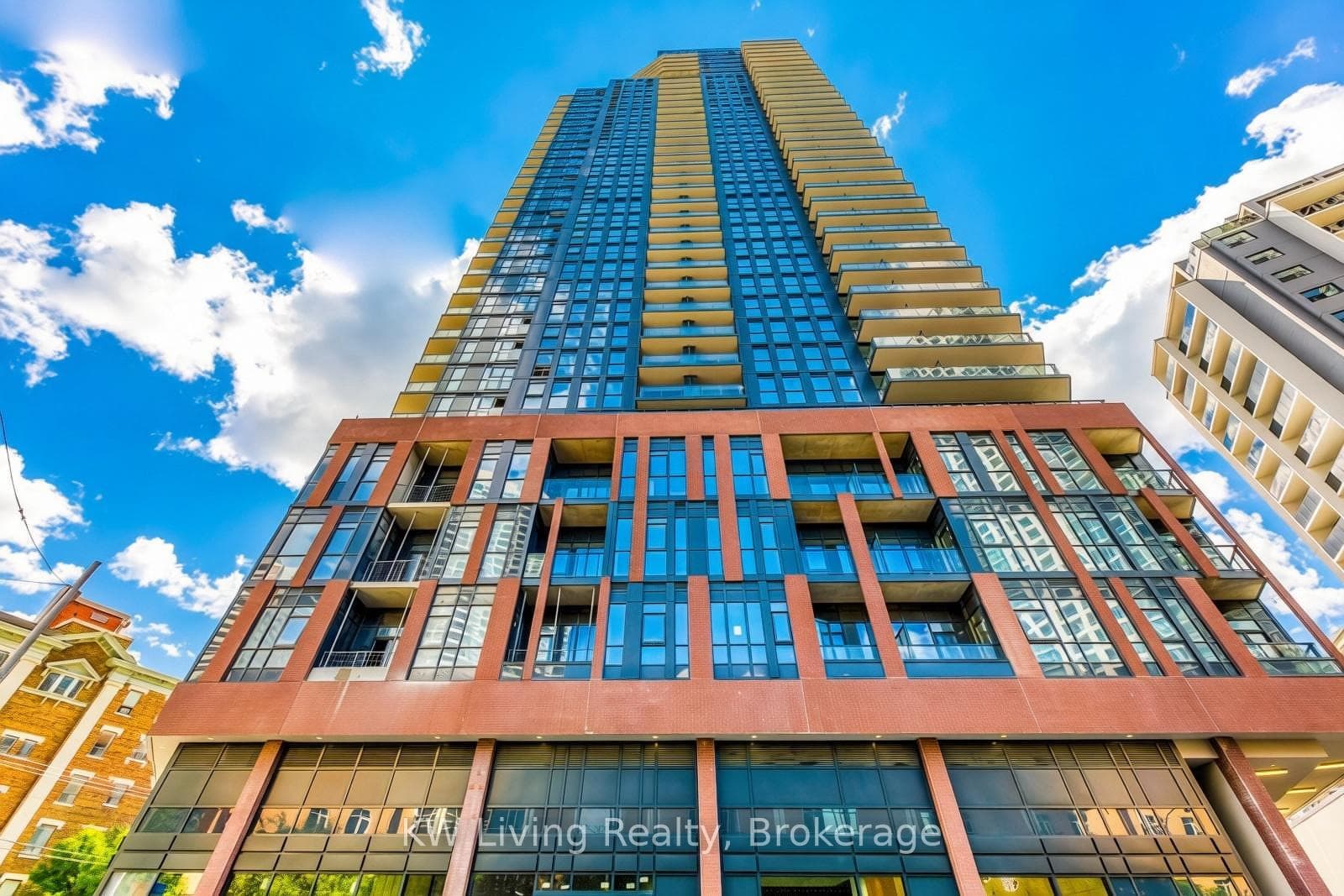 159 Wellesley Street Unit 3309, Regent Park / Cabbagetown / St. James Town, ON M4Y 1J2 - Photo 1