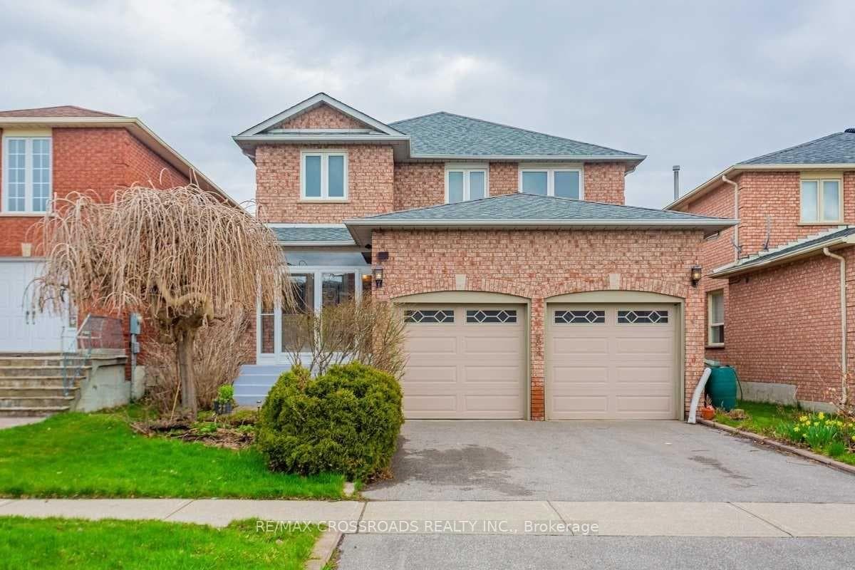 87 Woodriver Street, Richmond Hill, ON L4S 1H6 - Photo 1