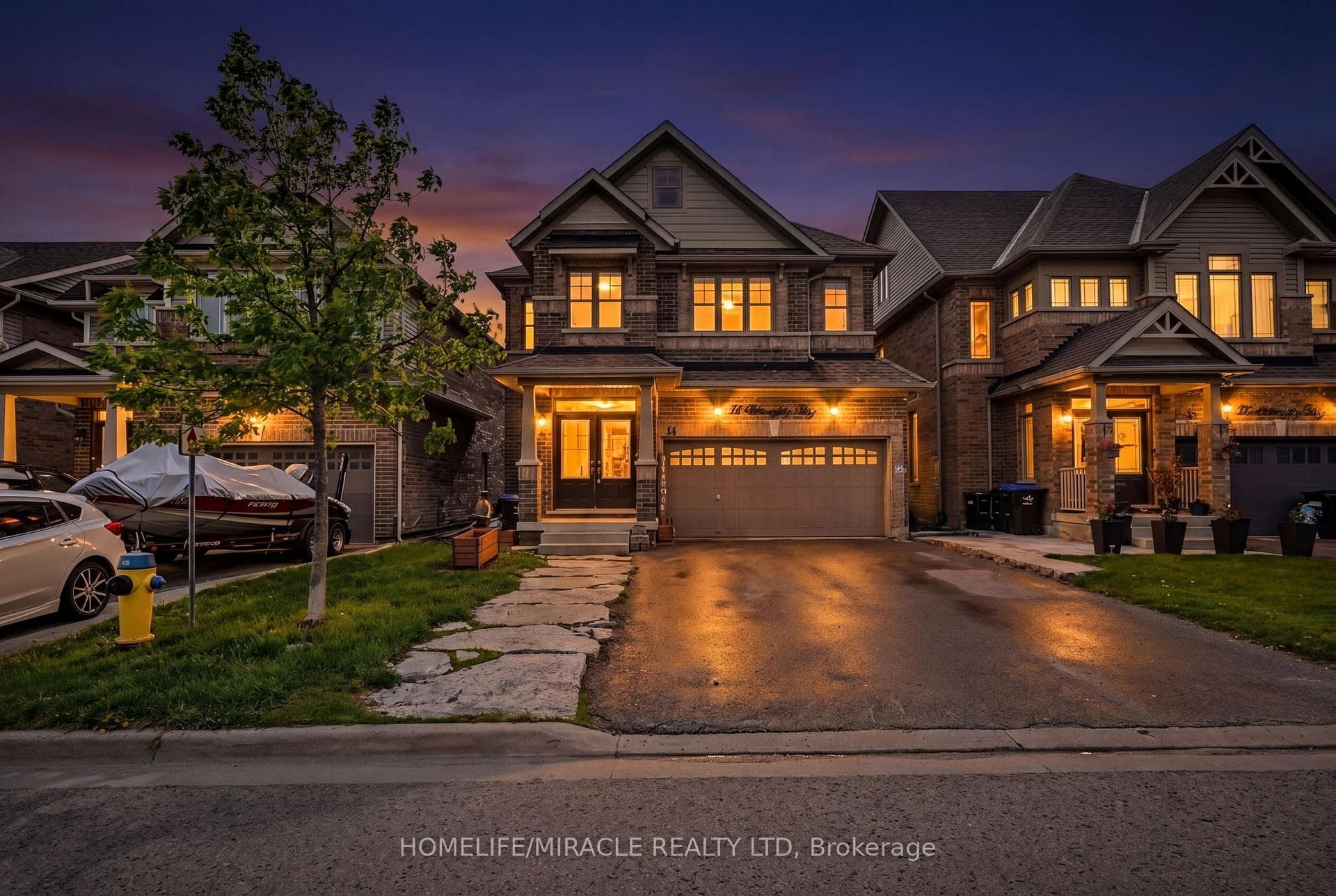 14 Willoughby Way, New Tecumseth
