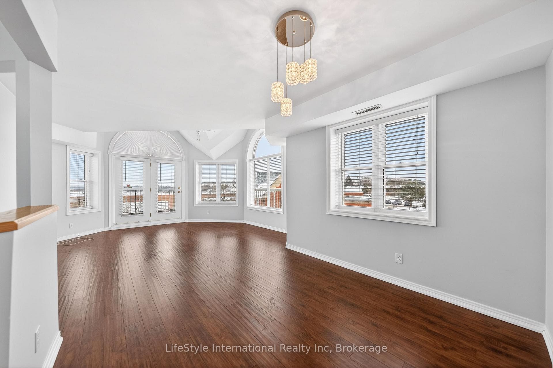 208 Silvercreek Parkway Unit 306, Guelph, ON N1H 8H2 - Photo 1