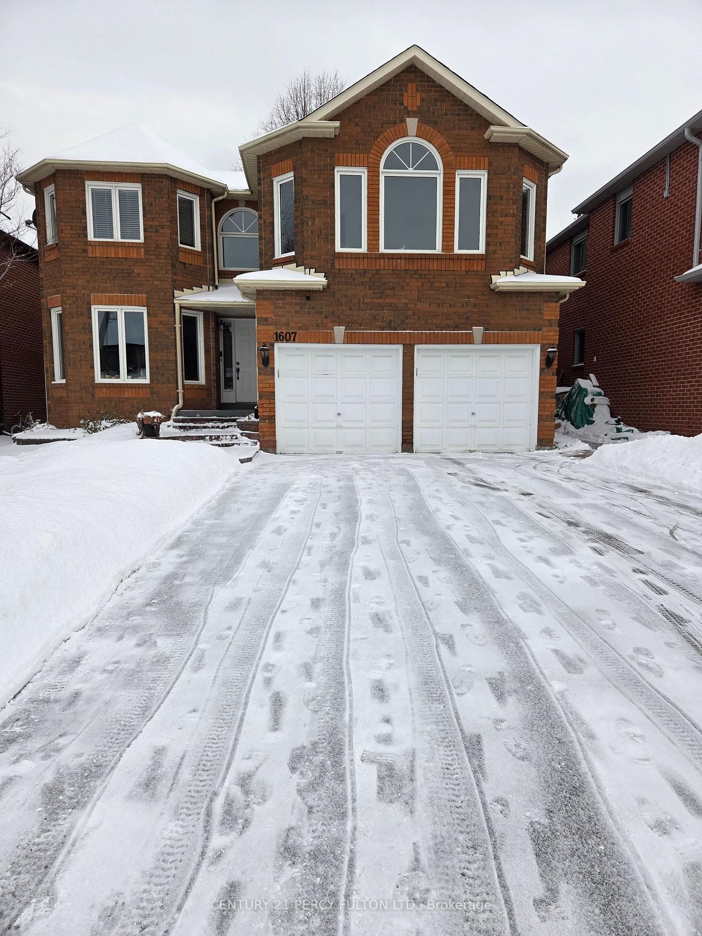 1607 Sandhurst Crescent Unit BSMT, Pickering, ON L1V 6W2 - Photo 1