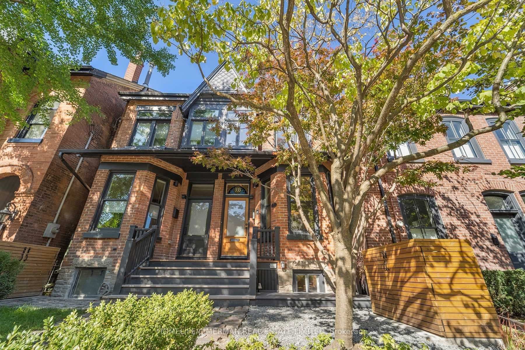 338 Wellesley Street, Toronto C08