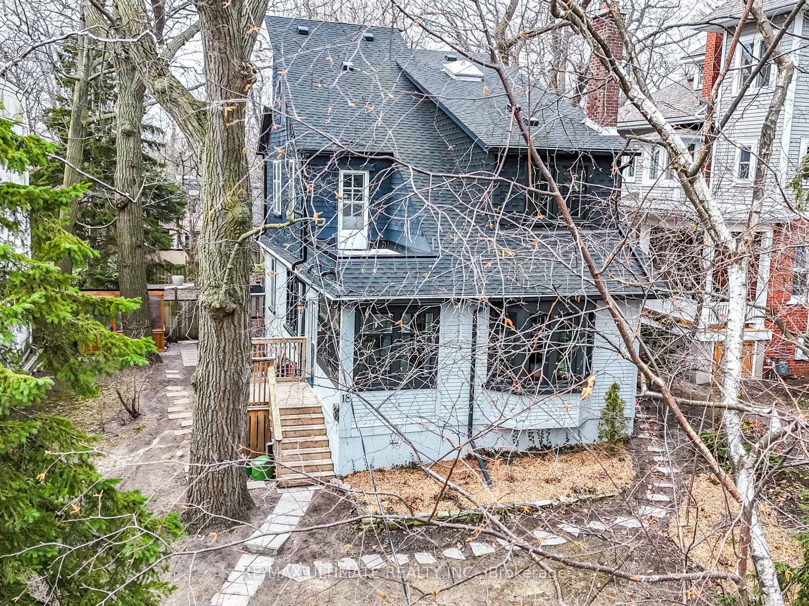18 Blantyre Avenue, Birch Cliff / Cliffside, ON M1N 2R4 - Photo 1