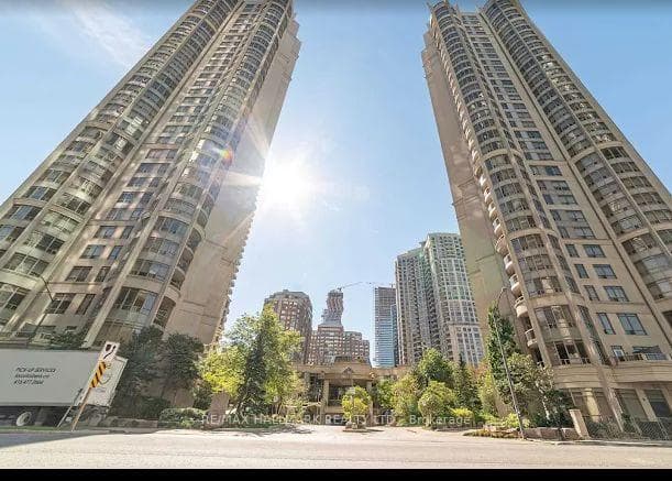3880 DUKE OF YORK BLVD Boulevard Unit 3002, Mississauga, ON L5B 4M7 - Photo 1
