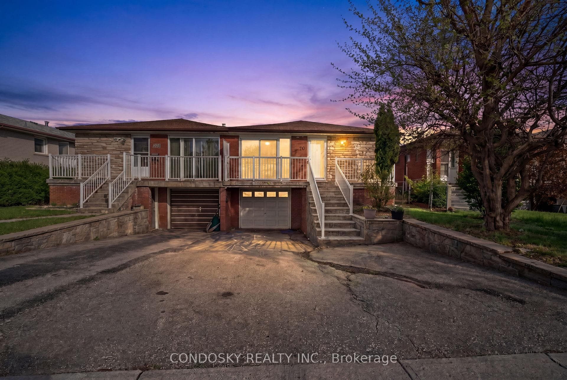 768 Annamore Road, Mississauga, ON L4Y 2V7 - Photo 1